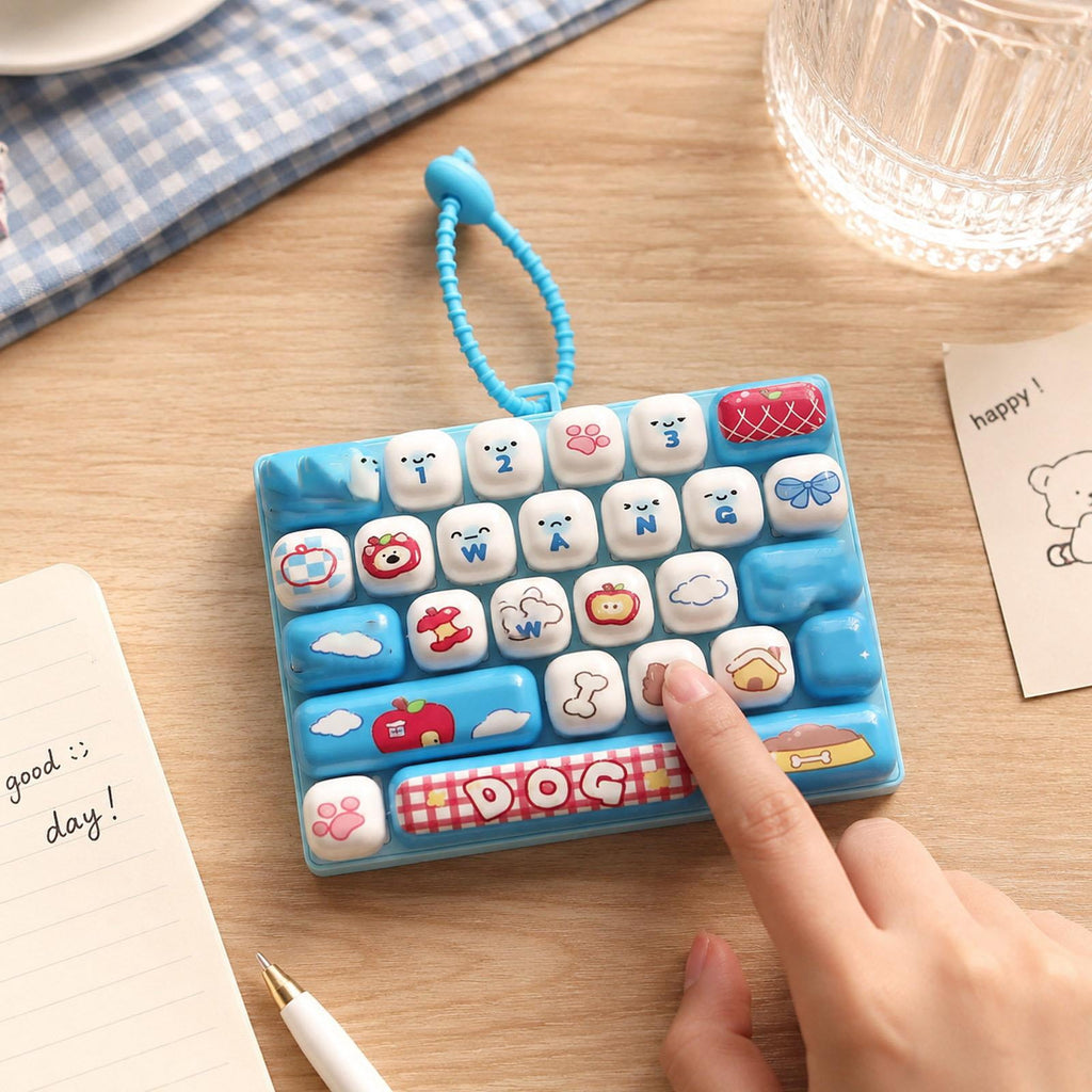 Mini Keyboard Squeeze Keychain – Clicky Sensory Fidget Toy for Stress Relief, Students & Everyday Carry